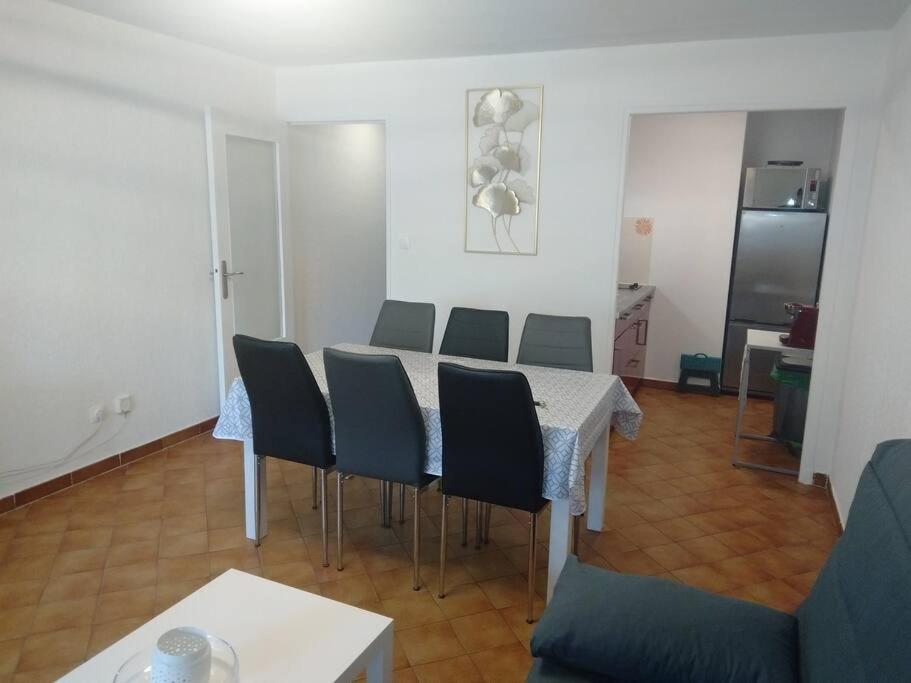 Capri Apartment Saint-Elme ภายนอก รูปภาพ