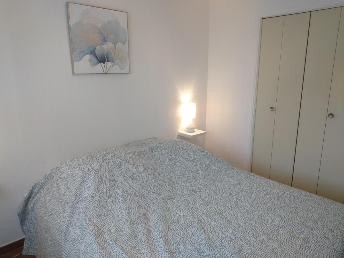 Capri Apartment Saint-Elme ภายนอก รูปภาพ